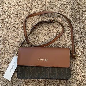 Calvin Klein Crossbody